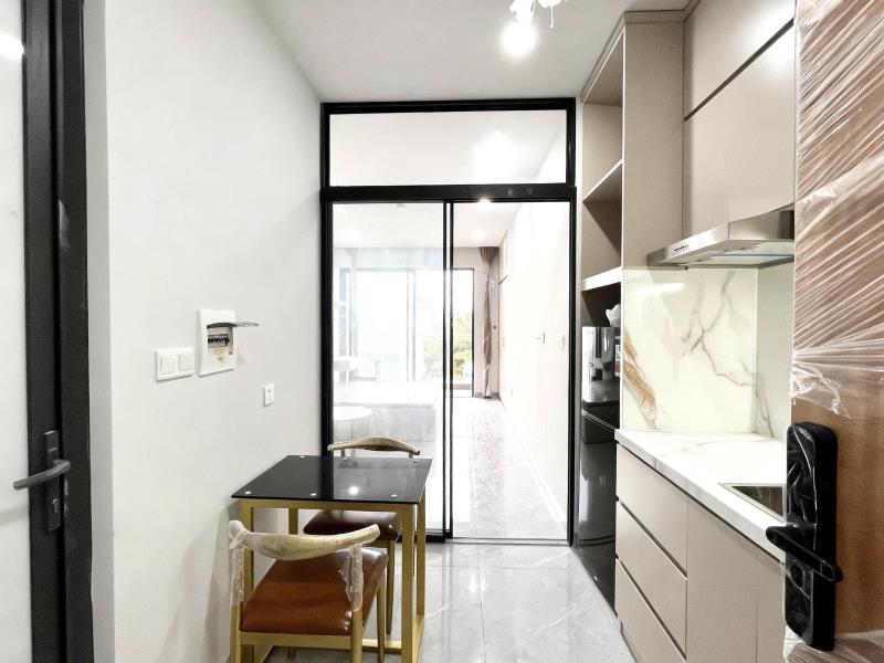 Căn hộ 1 phòng ngủ rộng 50m2 ngay lâm văn bền  - 2