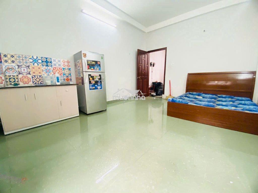 Phòng 5tr cửa sổ trời hẻm  196 tô hiến thành p15 quận 10. - Ảnh 3