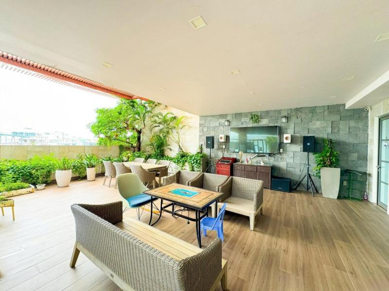 Tòa nhà  8 tầng - gần cổng t3 - lê văn huân - tân bình - dt: 12.5*16m (195m2) - 69 tỷ - 3