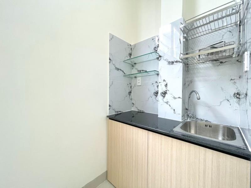 Phòng mới full nội thất cửa sổ trời giá sinh viên ngay bùi đình túy gần ngã tư hàng xanh các đh lớn - 3