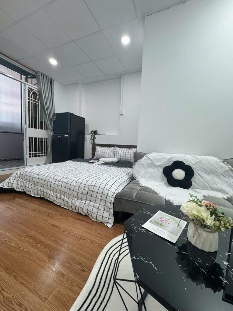 Căn hộ studio ban công lớn - nguyễn gia trí bình thạnh gần đh ngoại thương , uth