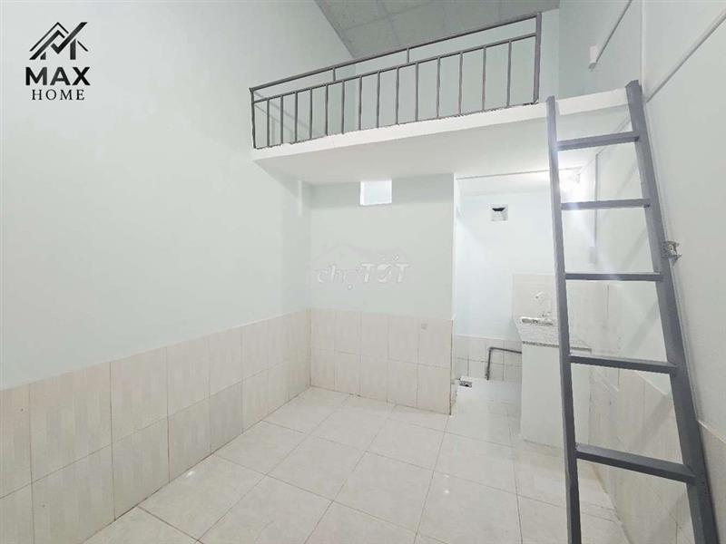 Phòng trọ giá rẻ gần làng đại học
