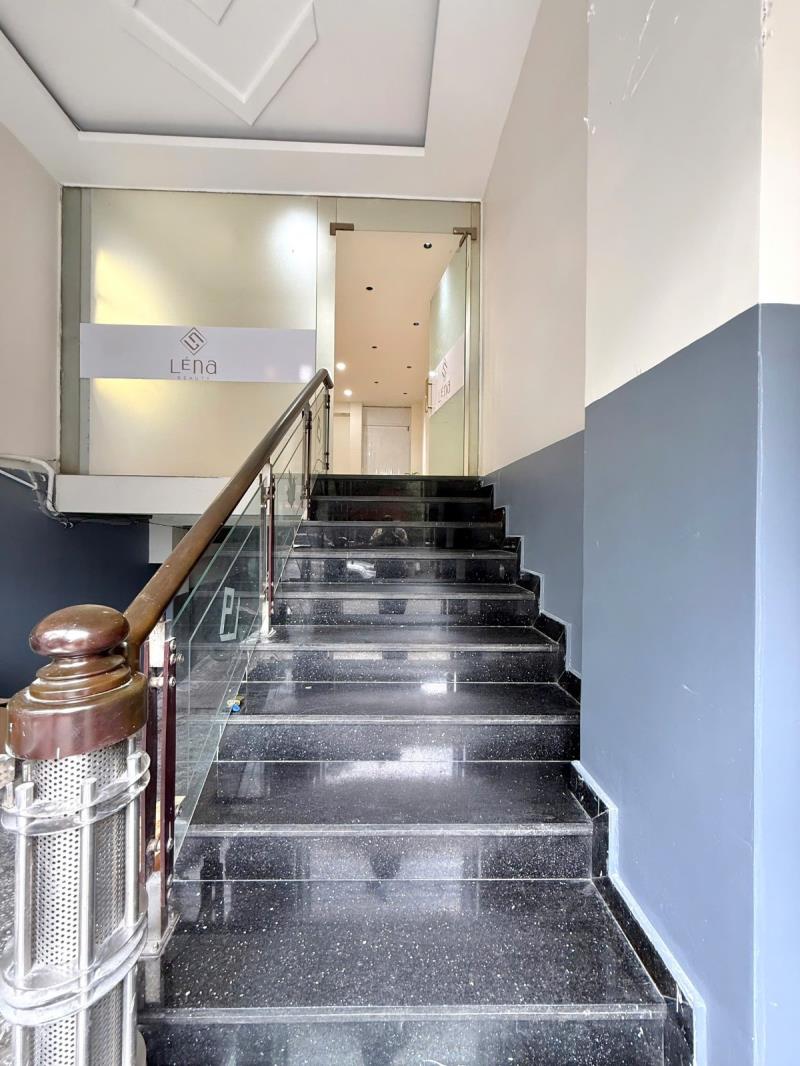 Cho thuê mặt bằng kinh doanh 30m2 ngay nguyễn ngọc lộc giao 3/2 - 4