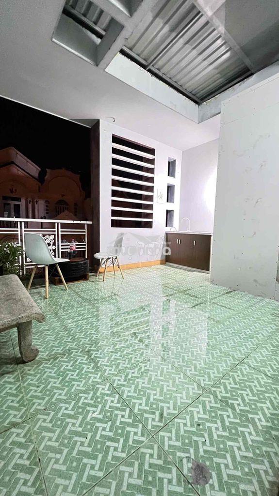 Chính chủ cho thuê phòng ban công tách bếp đầy đủ nội thất cao cấp - 2