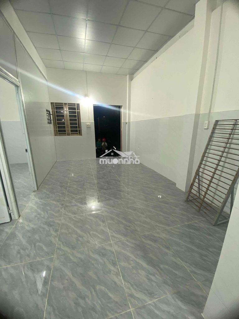Nhà 2pn đối diện dh nguyễn tất thành cho thuê - Ảnh 4