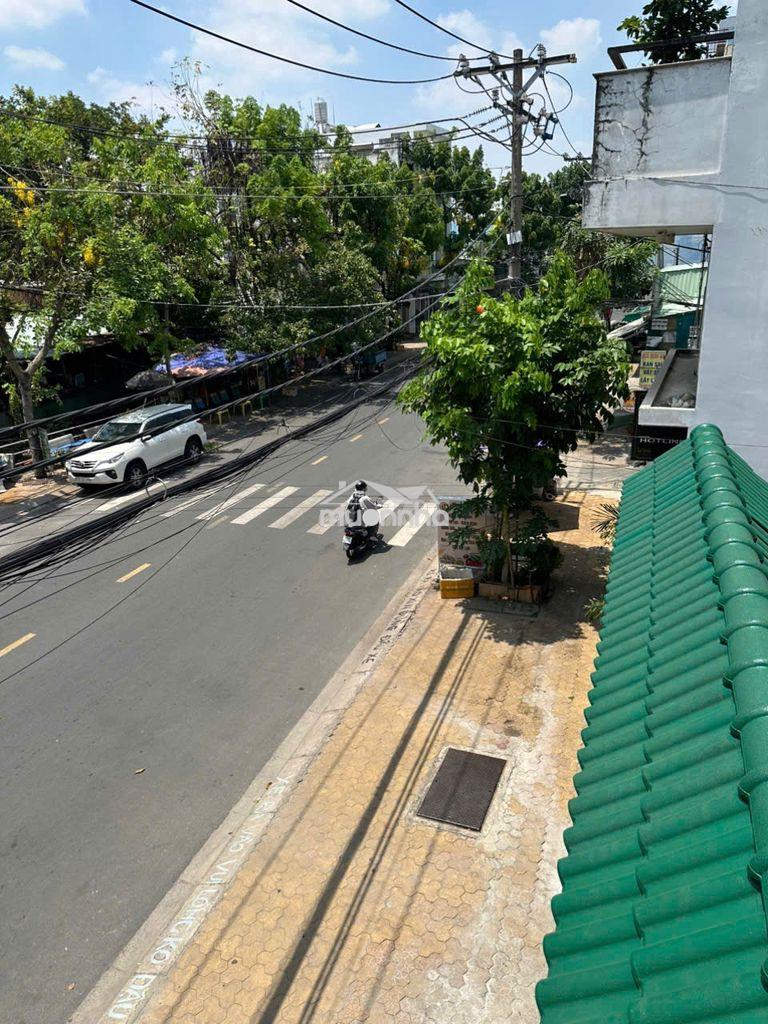 Bán nhà nát hẻm 4m nguyễn phúc chu 50,5 m2  - 2