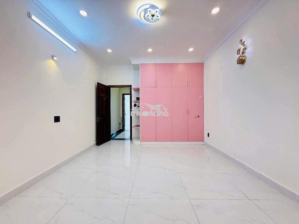Nhà hẻm xe hơi💎nguyễn văn nghi p7💎diện tích: 4x18m💎4 lầu 5 phòng- 5wc- - 3