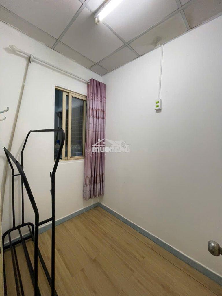 Cho thuê phòng nhỏ, có máy lạnh trong chung cư 203 nguyễn trãi-q1 - Ảnh 3