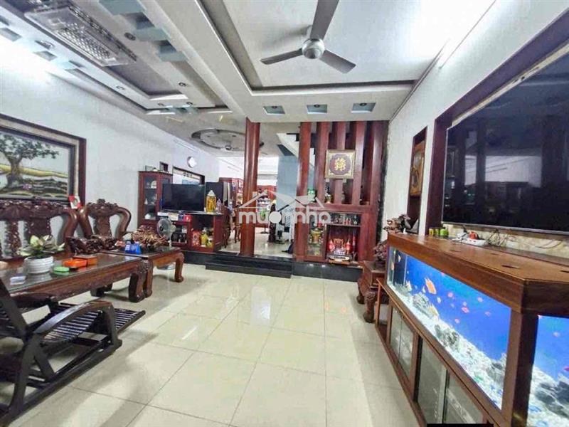 Bán nhà mặt tiền đường 147, gần cđ công thương, plb  quận 9 dt: 6 x 23