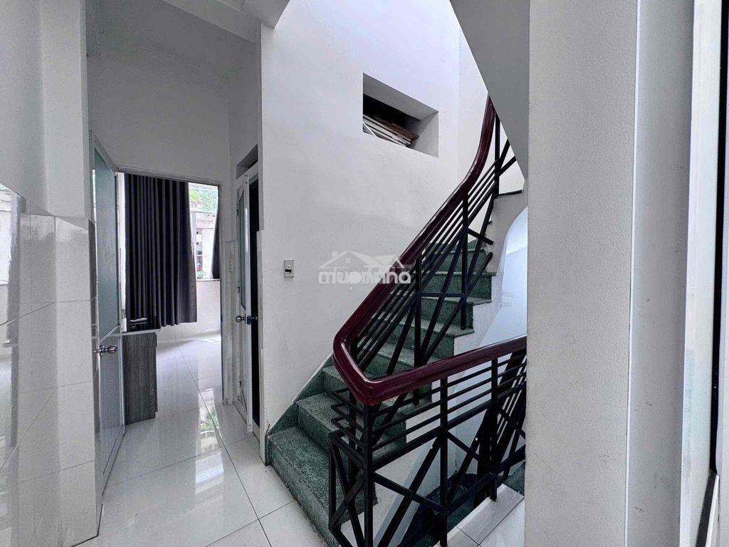 Cho thuê căn nguyên tầng 2 phòng ngủ full nội thất ngay đh kinh tế ueh - 4