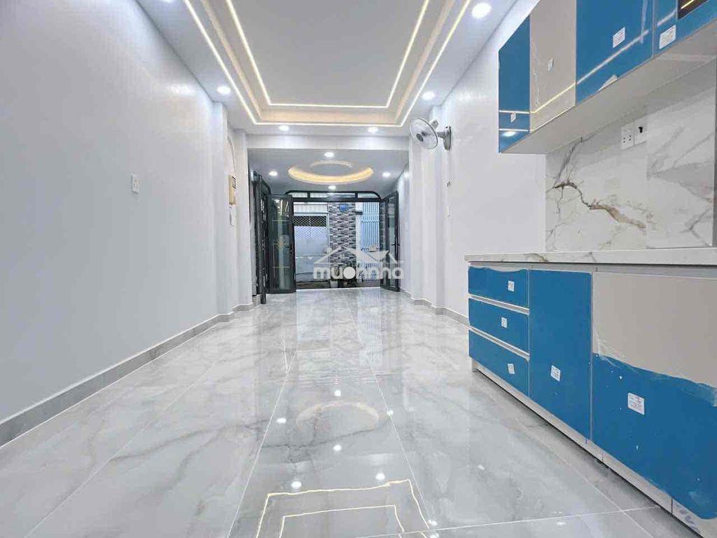 Nhà mới quận 4 - đoàn văn bơ - 2