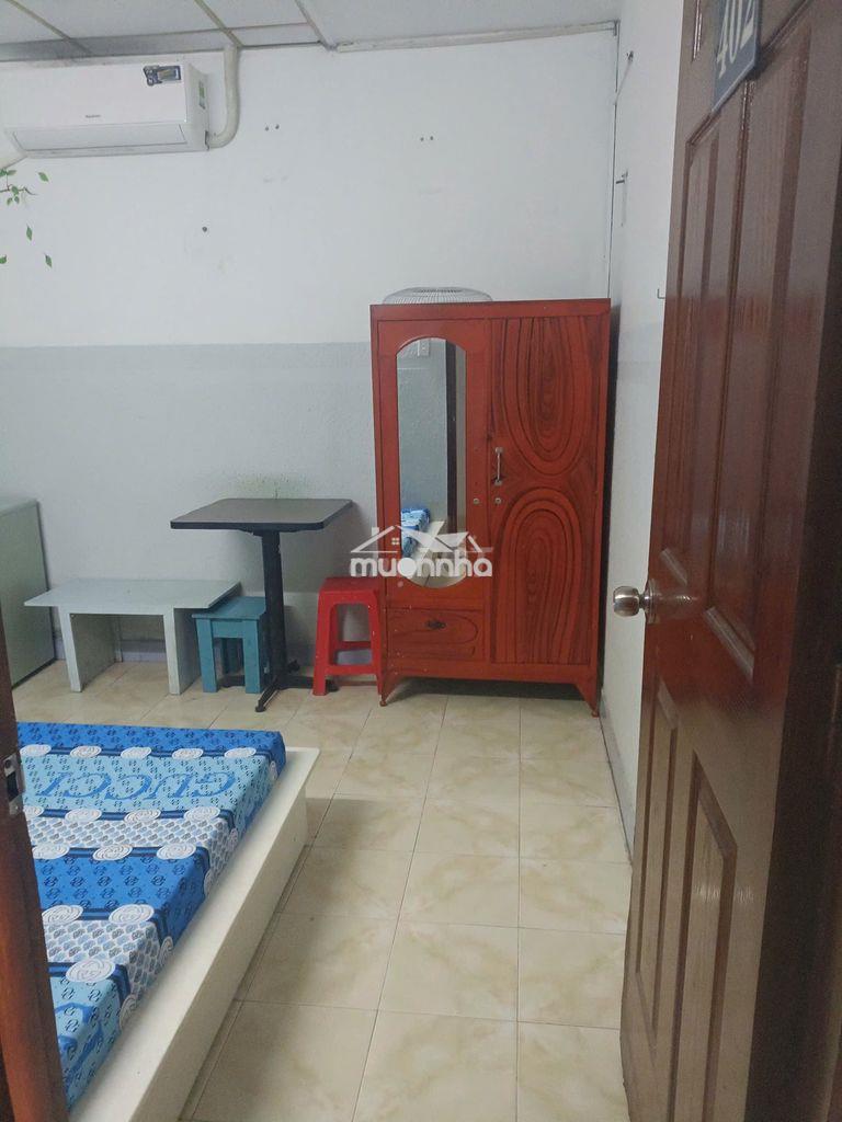 Cho thuê phòng ngay bến xe q8 - tạ quang bửu giá 2tr500 giờ tự do - Ảnh 2