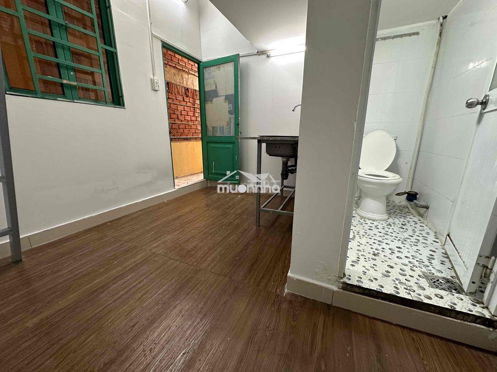 Còn phòng cho thuê( sau trường hồng bàng ) máy lạnh gác wc riêng - Ảnh 4