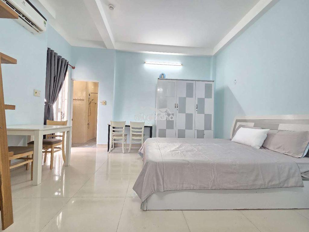 Chính chủ. đủ nội thất, ban công bếp, 35m2. tự do, gần hutech, kinh tế - 4