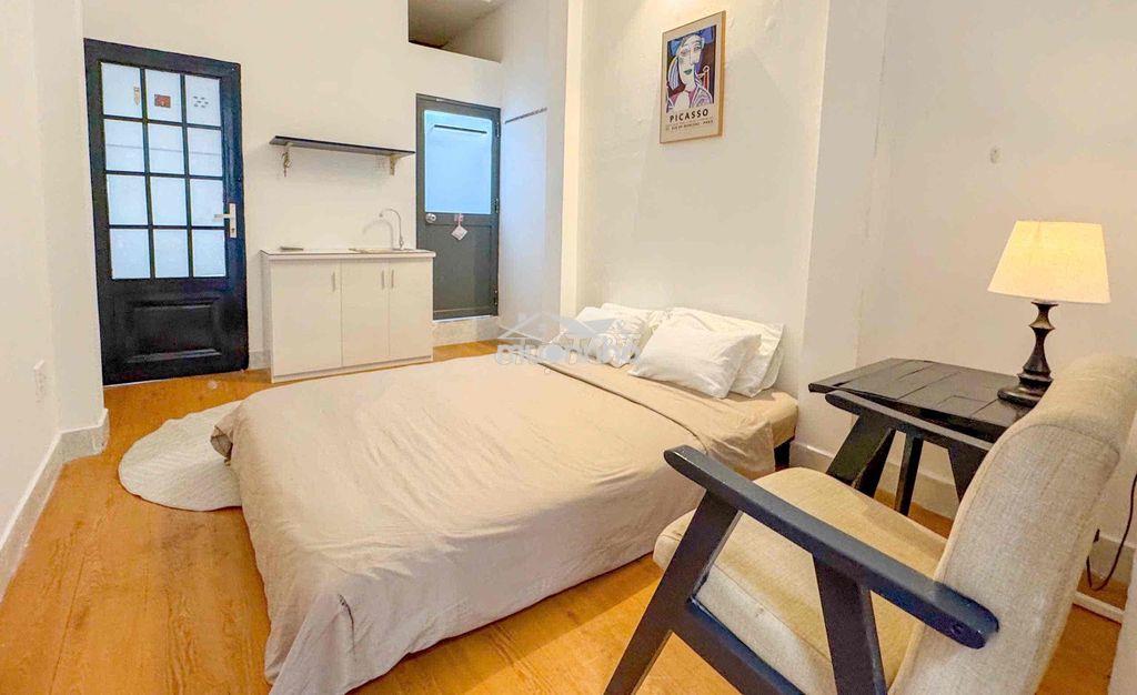 Cho thuê căn hộ studio ban công thoáng ngay cvien lê văn tám q1 - 3