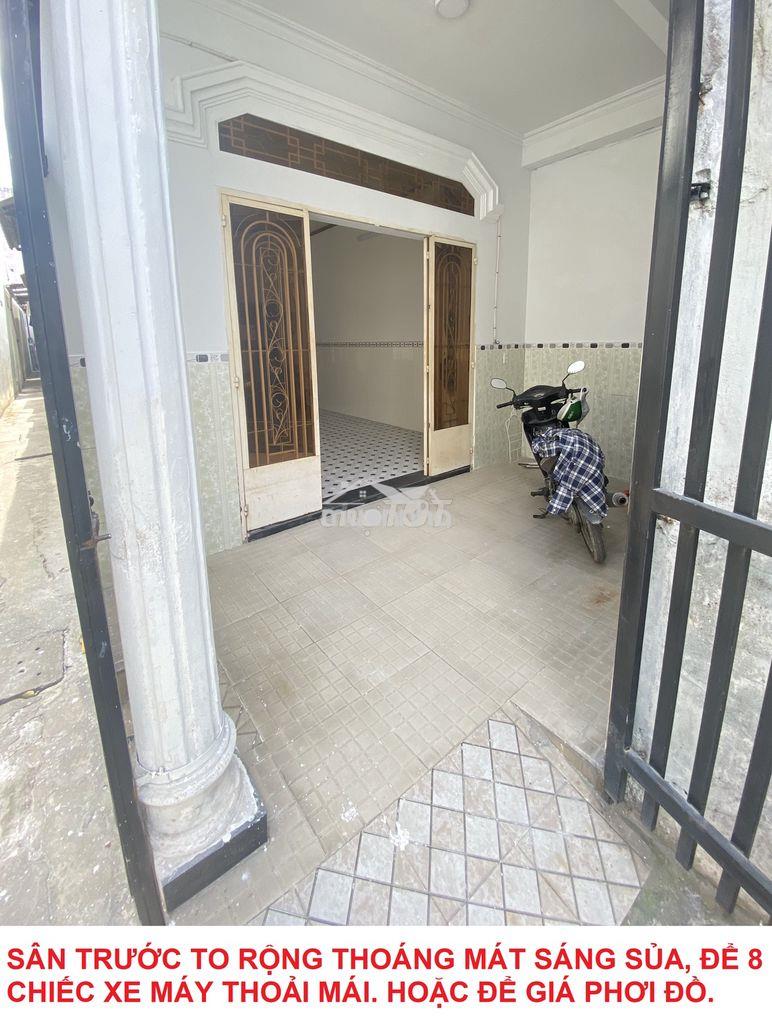 Nhà 100m2 sát đường lớn, kế công viên, 5 phòng, 3 phòng ngủ, 2 sân xe - 3