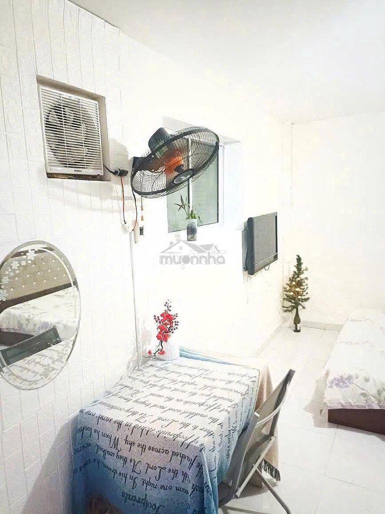 4tr5 p.cửa sổ  full nội thất m, giường tủ... trần quang diệu , q3 - Ảnh 3