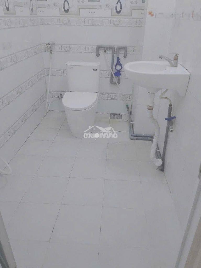 Phòng trọ yên tĩnh 78m2 sẵn máy lạnh - Ảnh 2