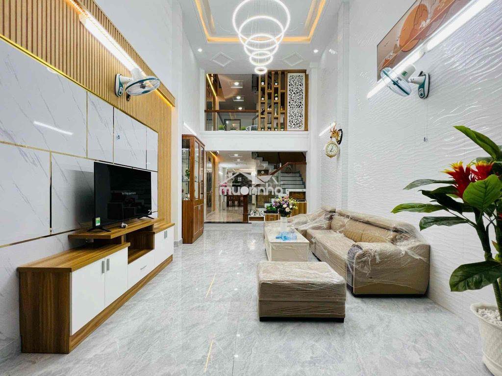 Nhà đúc 3,5 tấm đường nguyễn duy cung phường 12 gò vấp dt: 85m2 - 2