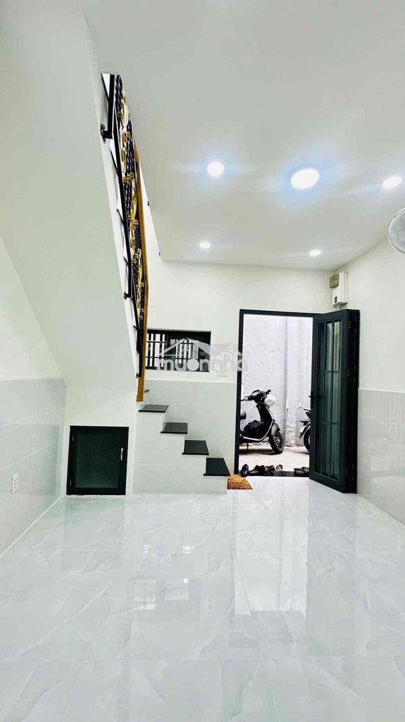 Bán nhà lê văn việt - vincom quận 9- dtsd 36m2 -  2tầng -sổ hồng riêng - 4