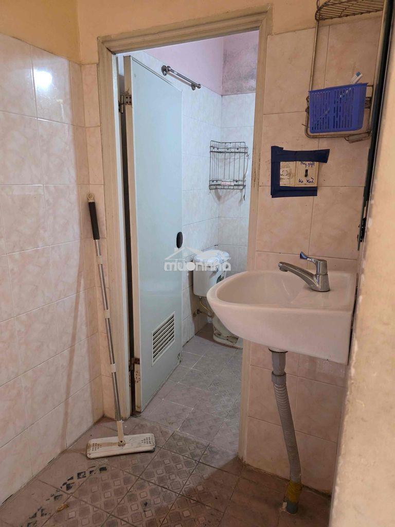 Cho nữ thuê trọ ngay đầm sen. q11 - 3
