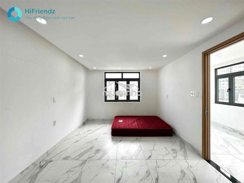 Phòng thoáng sẵn nội thất cơ bản đi bộ qua bệnh viện bình tân