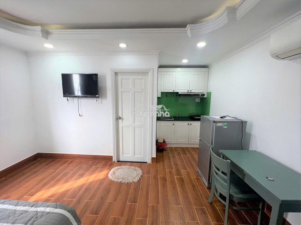 Phòng cao cấp ngay cmt8, giá hạt dẻ. có thang máy, hầm xe, bảo vệ 24/7 - Ảnh 4