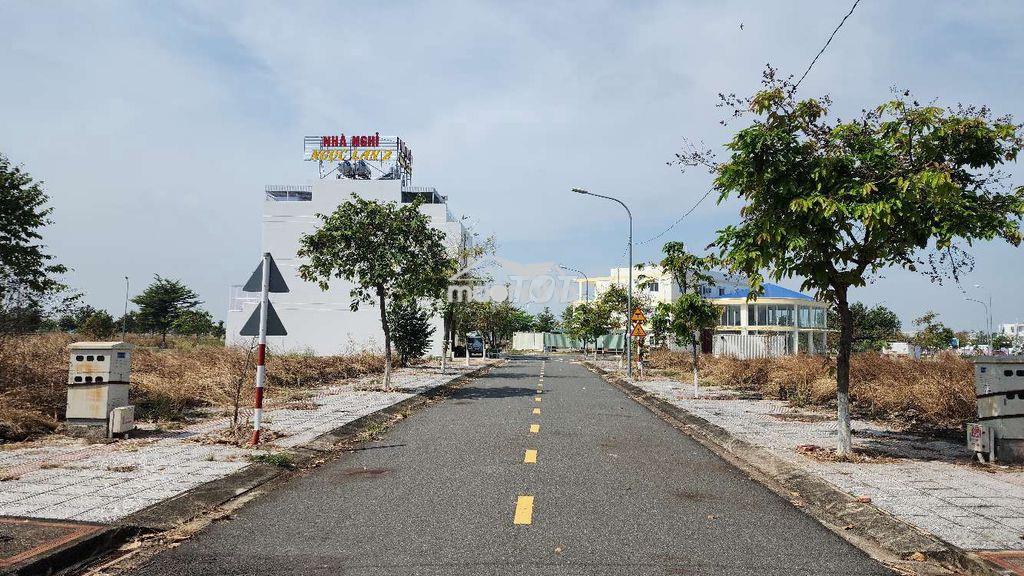 Lô ngộp kđt bàu xéo 95m2, ngay công viên và tttm, chỉ 1ty600 - 3