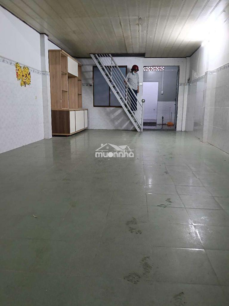 Nhà cho thuê hẽm xe hơi đường bành văn trân cmt8 p7tb - 2