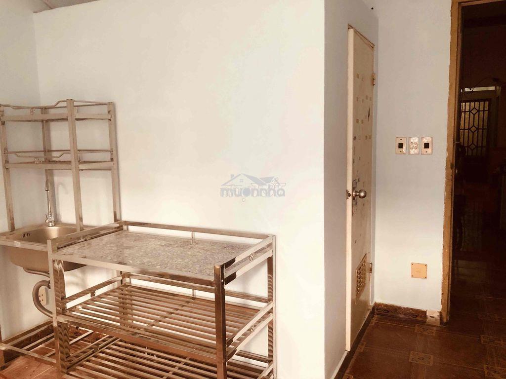 Phòng cửa sổ , ban công ... lê văn sỹ q.3 - Ảnh 3