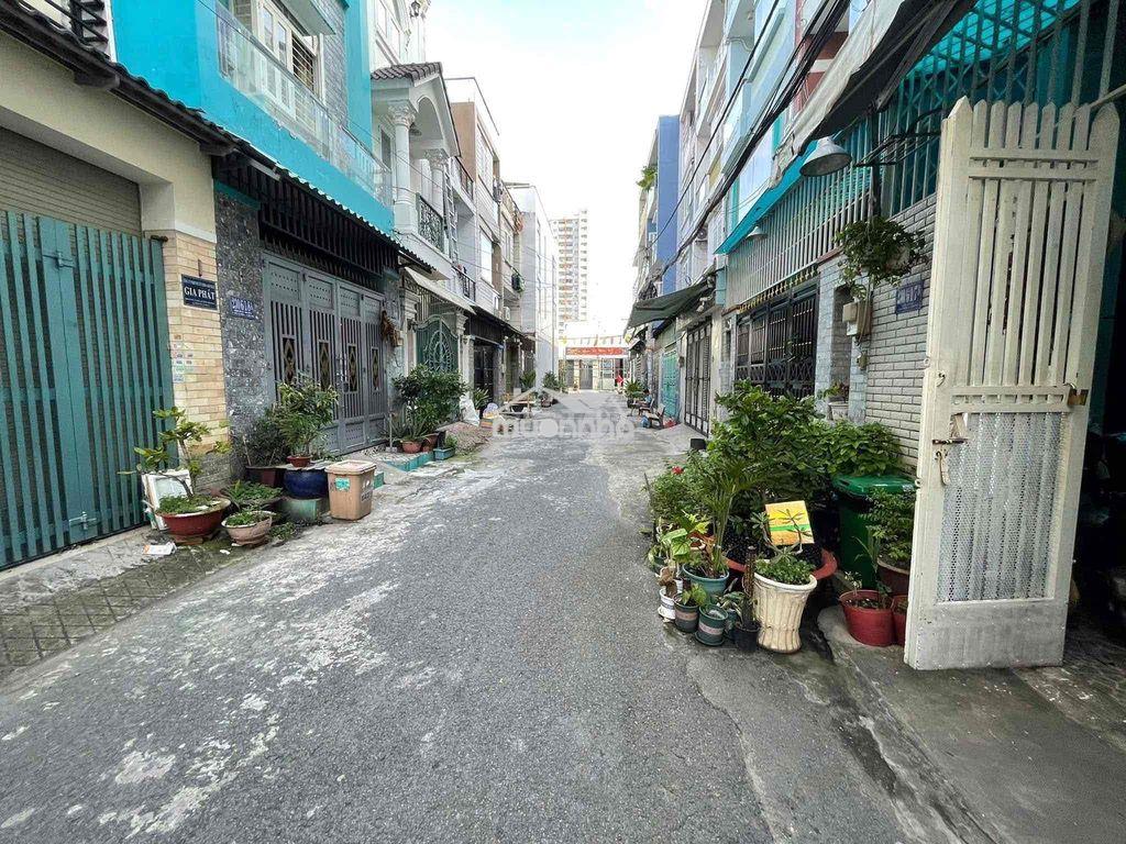 Nhà hẻm ô tô 230/6 mã lò, 2 lầu, 3 phòng, 13 triệu - 2