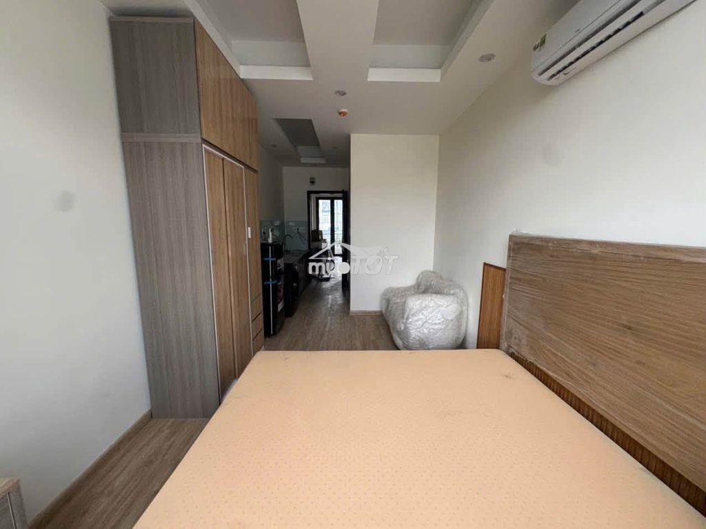 Cho thuê tòa nhà mặt tiền – có thang máy- có hầm - 2