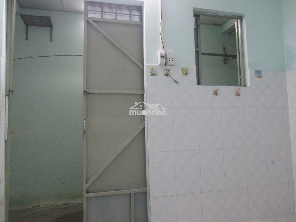 Hẻm 379/32 tân hòa đông xe ô tô đến nhà - Ảnh 2