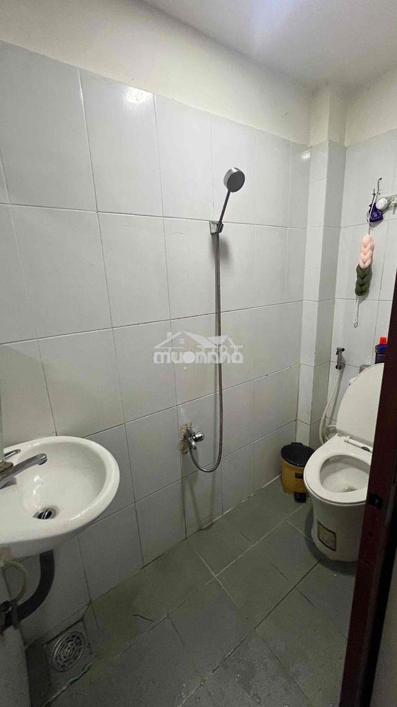 Cho thuê nhà nguyên căn q10 – 1 trệt 1 lầu, 2pn, có nội thất - 4
