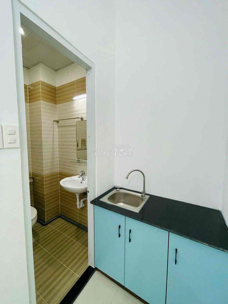 Studio cửa sổ trời full nội thất gần ueh bv chợ rẫy - 4