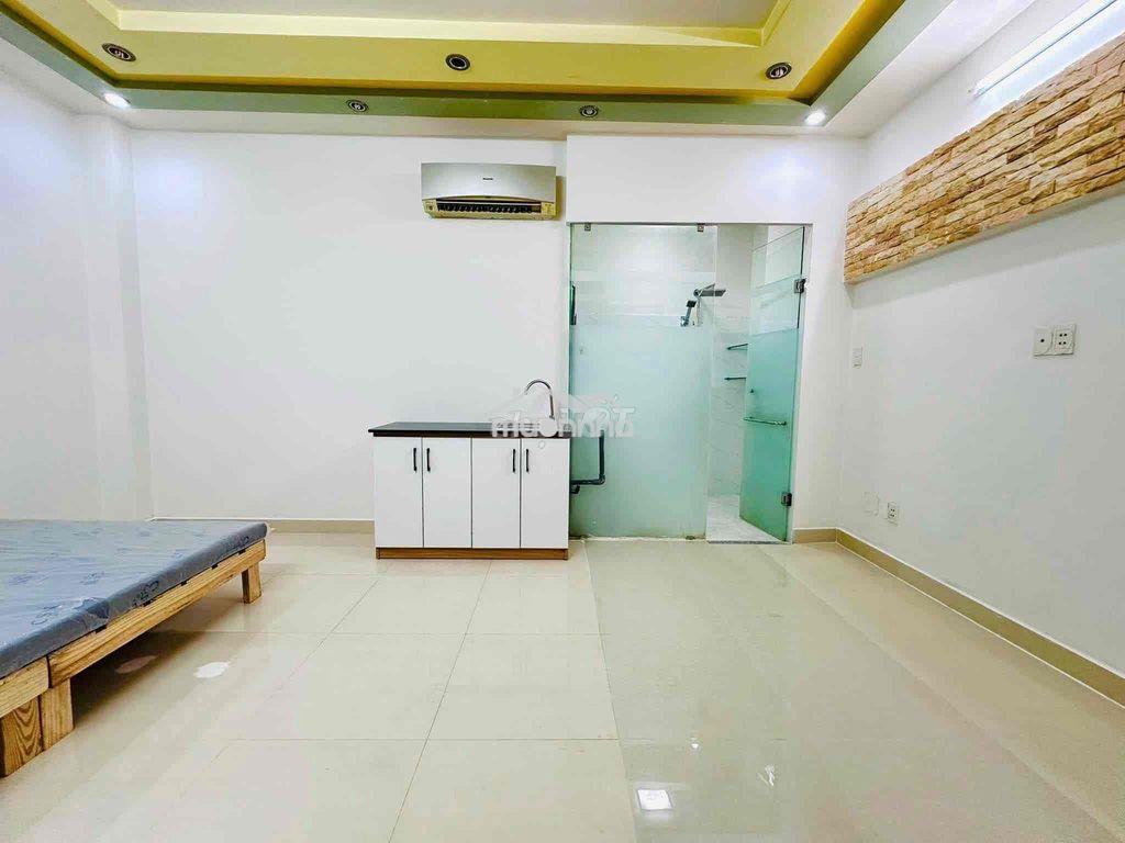 Còn 1 phòng mới  27m2 - full nội thất , sát đại học kinh tế , quận 10 - Ảnh 3