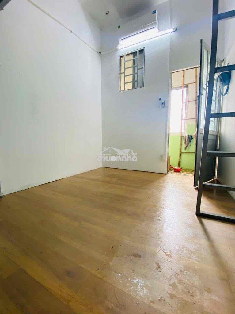 Phòng trọ có gác máy lạnh cao đẳng du lịch sài gòn giá rẻ - Ảnh 2