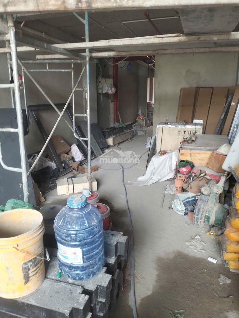 Ct tòa nhà phạm văn bạch, nhà 1 trệt 1 lửng 2 lầu, 5x30m, giá 65tr/th  - 2