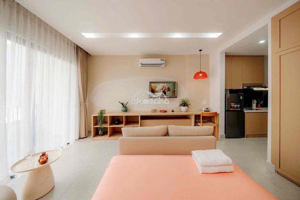 Cho thuê căn hộ ban công siêu đẹp gần cầu kiệu ( hoàng sa ) giá rẻ t8 - Ảnh 4