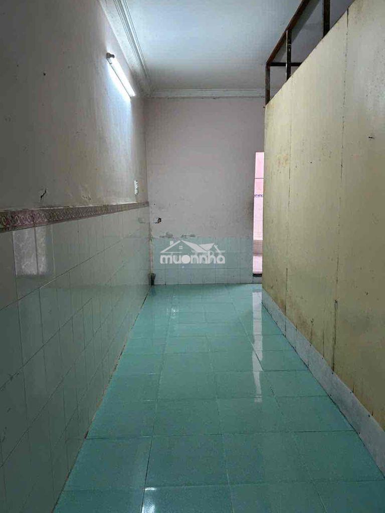 Cho thuê nguyên tầng trêt 50m2, lối đi riêng với lầu 1 - Ảnh 2