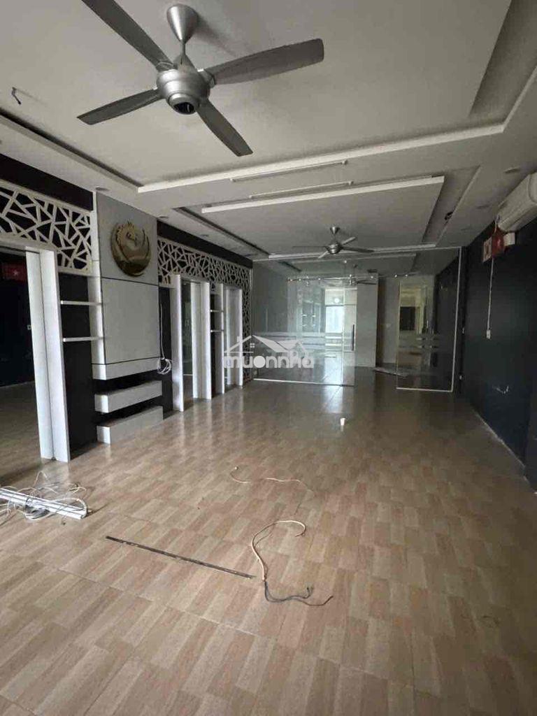 Nhà 3 tầng phạm văn đồng, cách biển mỹ khê 600 mét khu du lịch hàn
