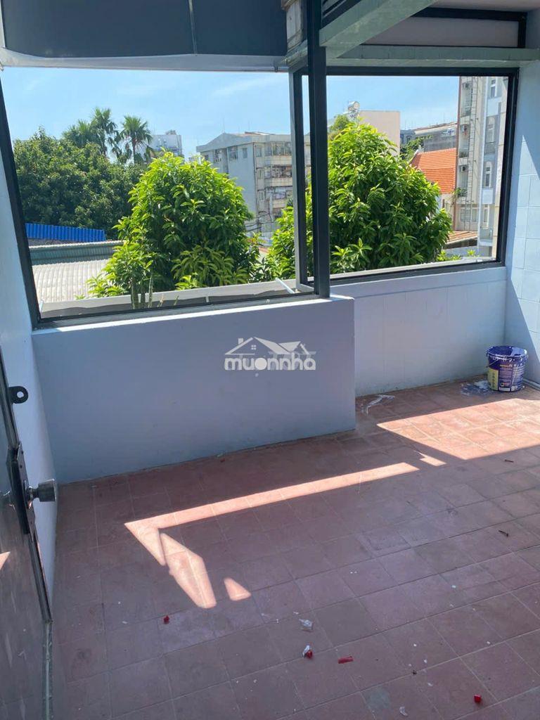 Phòng 50m2 có ban công view hồ bơi, công viên phú nhuận giờ giấc tự do - Ảnh 4