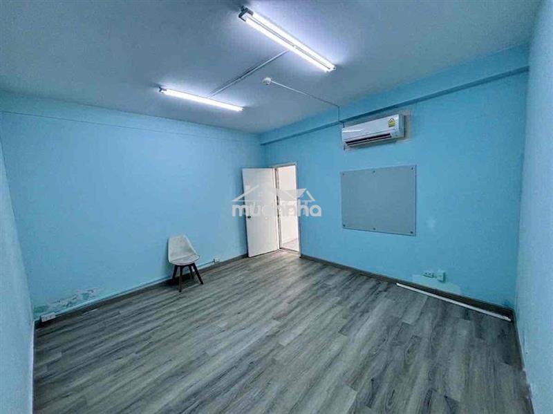 Phòng đẹp giá rẻ mặt tiền trần hưng đạo