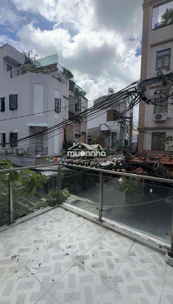1pn bancon lớn ngay trung tâm q4 - Ảnh 4