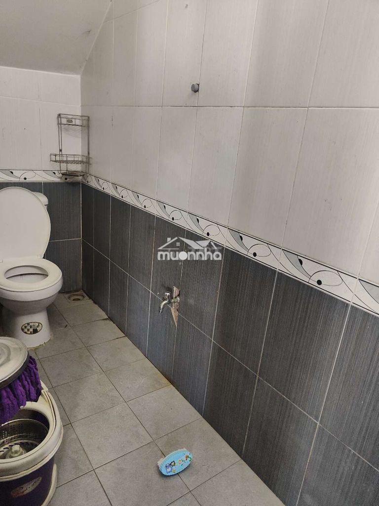 Nhà 2pn 2wc hẻm xe tải gần chợ hiệp bình - 2