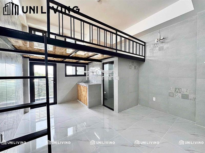 Phòng trọ sinh viên ban công ở 3 người 3 xe ngay vlu có thang máy