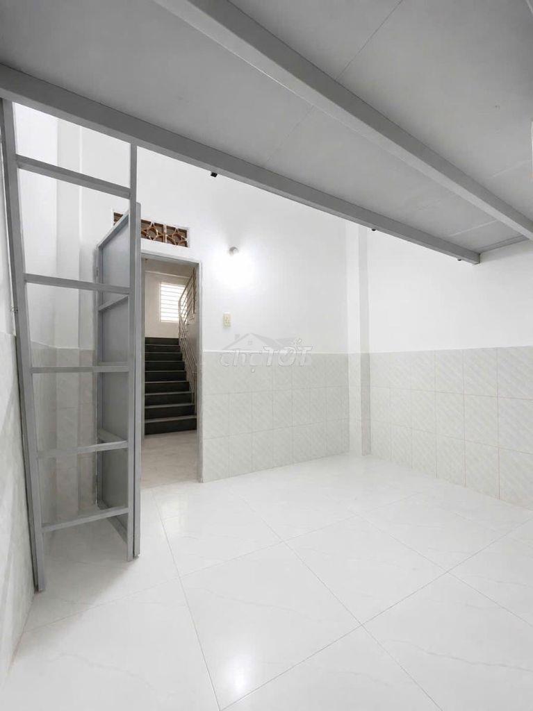 Dãy trọ mới ngay kcn lê minh xuân - 3