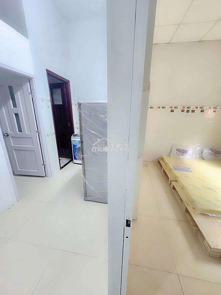 Phòng chdv có 2pn riêng có bếp nấu ăn cửa sổ thoáng mát - Ảnh 2