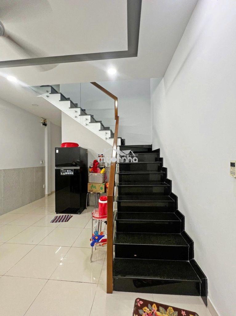 Gấp bán giảm 2 tỷ_ 100m2_ 3pn- sát mặt tiền- phù hợp ở và tích sản - 3