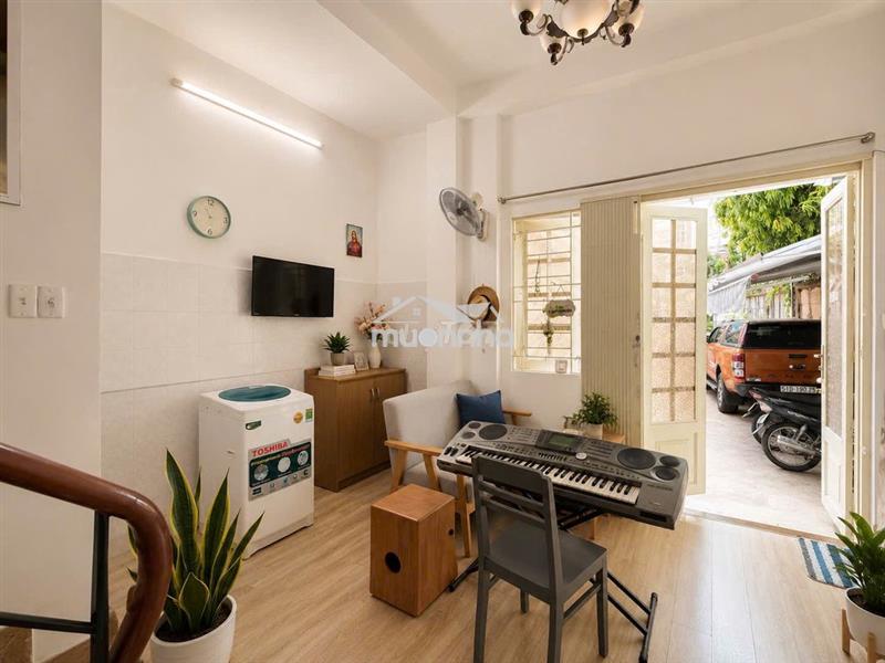 Bán gấp giá nhà cũng bán nhà hoàng diệu  – 3 tầng – 111m² – hẻm ô tô 